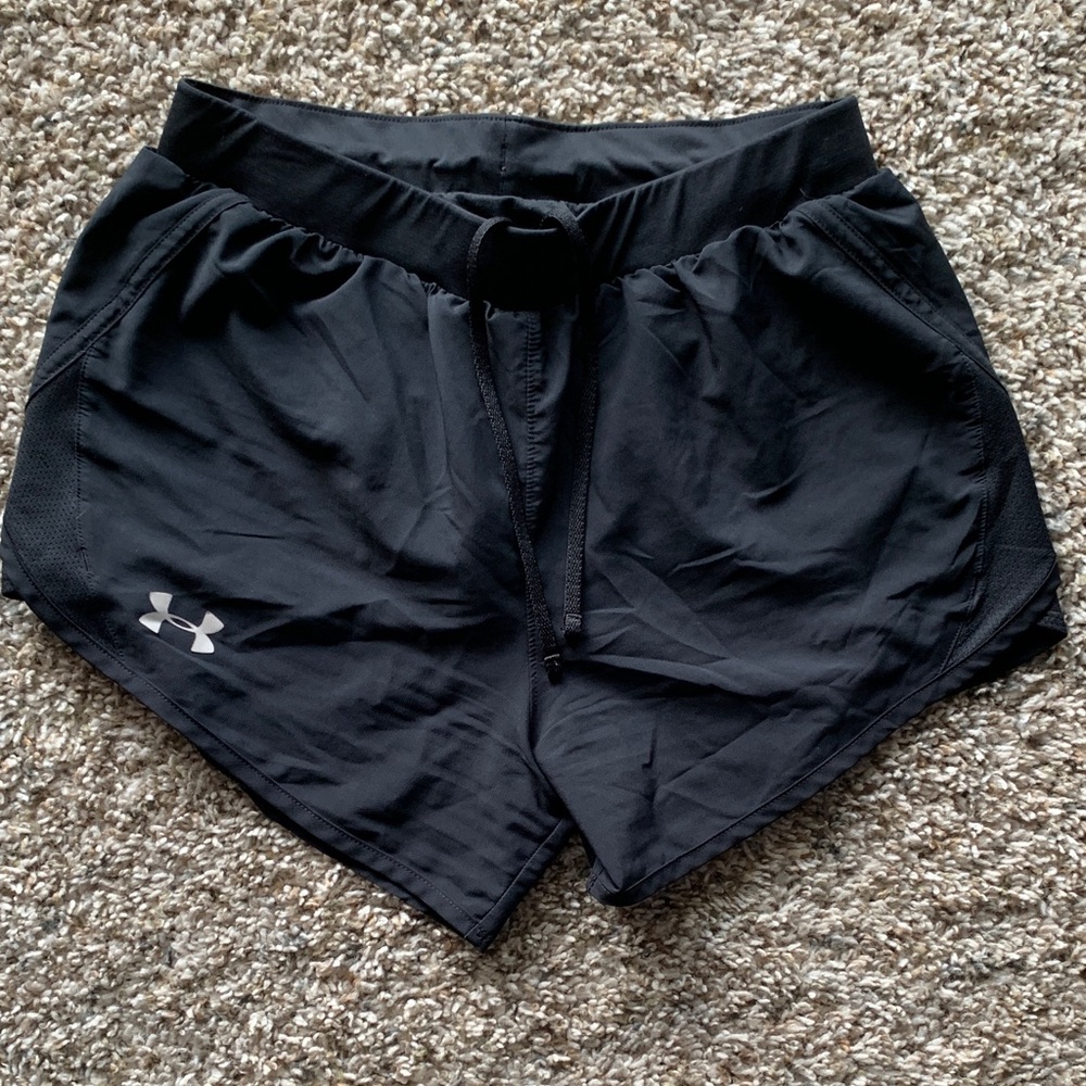 Under Armour Women's Fly By 3.0 shorts